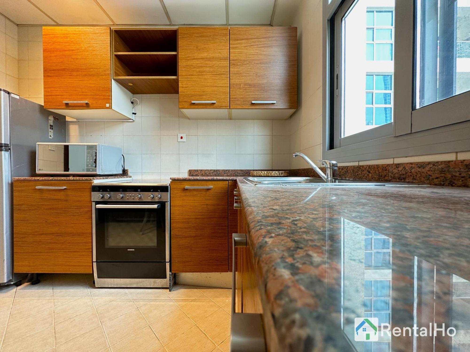 Big Studio W/ Balcony And Easy Access To The Dubai
