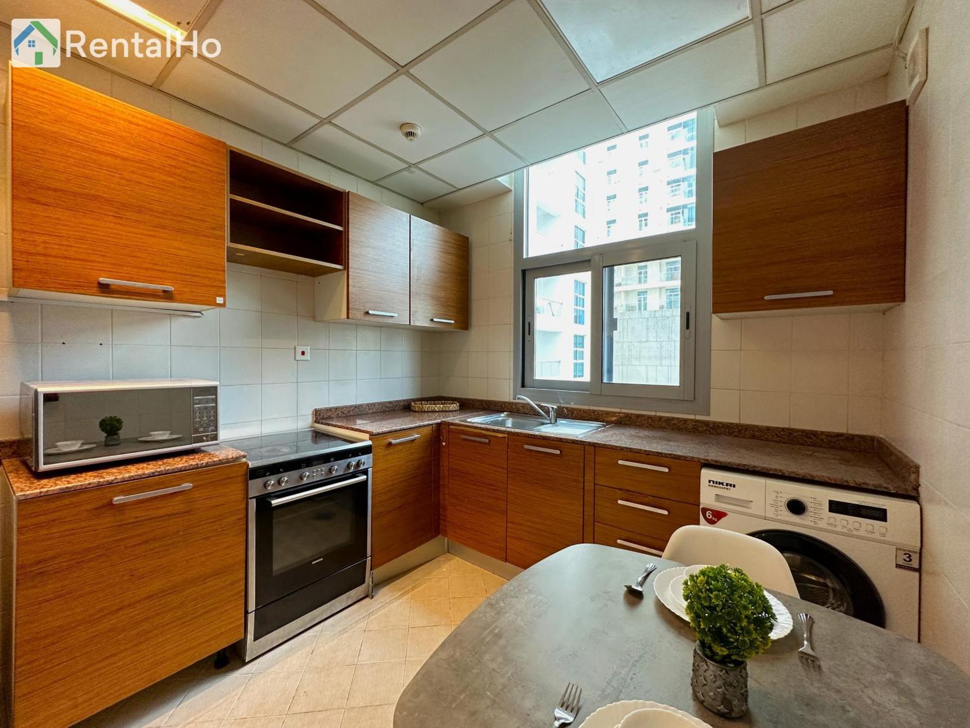 Big Studio W/ Balcony And Easy Access To The Dubai